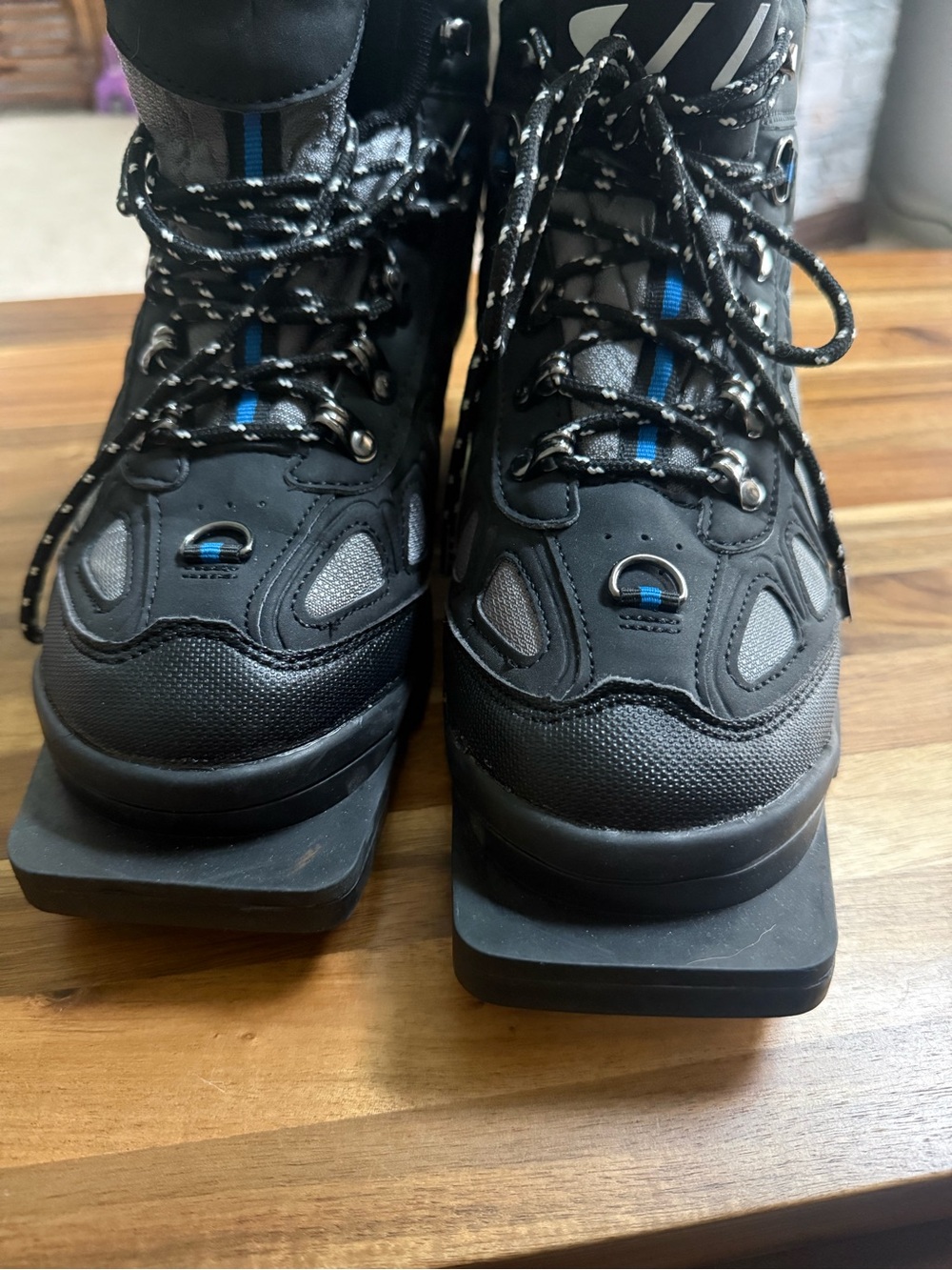 Whitewoods 301 75mm XC 3 Pin Cross Country Ski Boot Unisex 8M/10 W Black/Blue - Picture 3 of 8